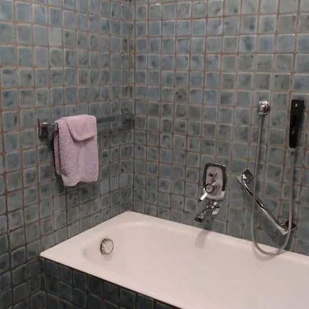 Samy Emplacement, Avec Piscine بيت للعطل بورم لي ميموزا
